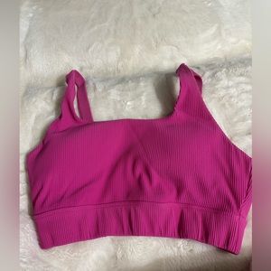 New exercise top , great support , has built in cups